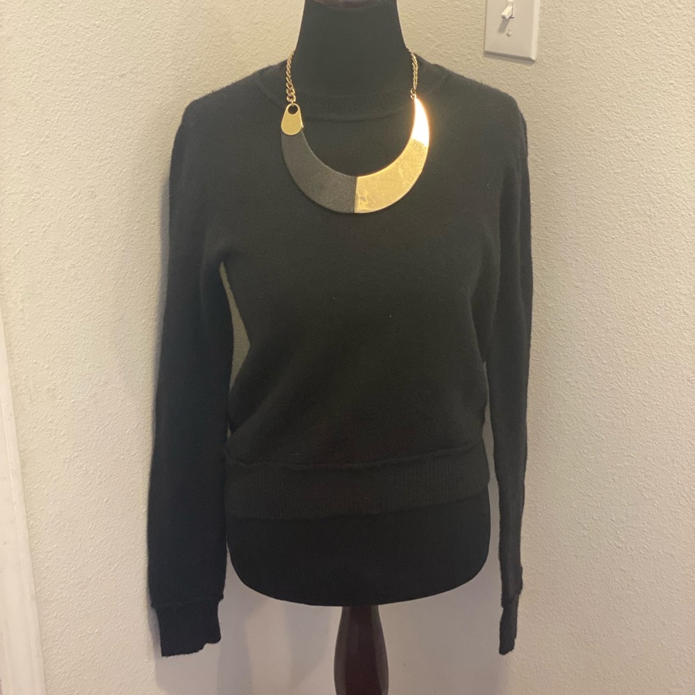 Olivaceous Black Soft Sweater Crewneck Size M